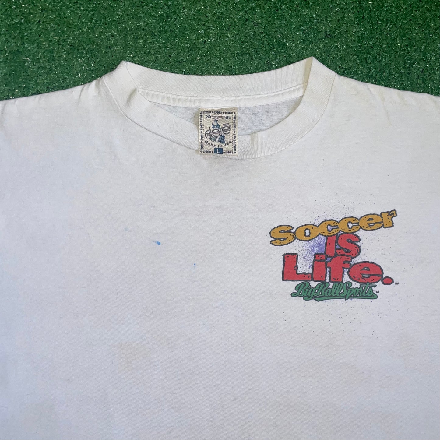 Vintage Big Ball Sports 'Soccer is Life' t-shirt - L