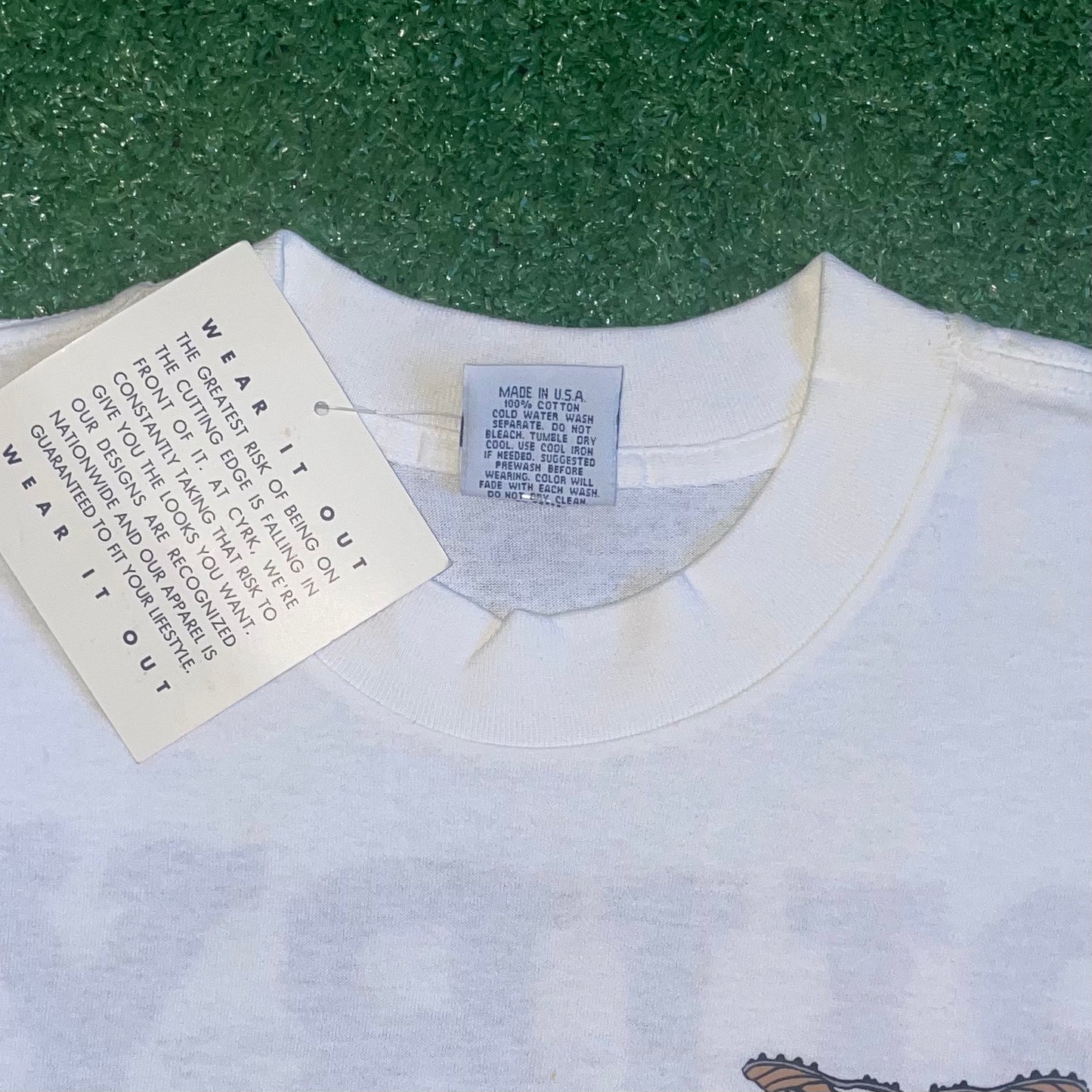 Vintage CYRK 'Bury Your Opponent' t-shirt - L