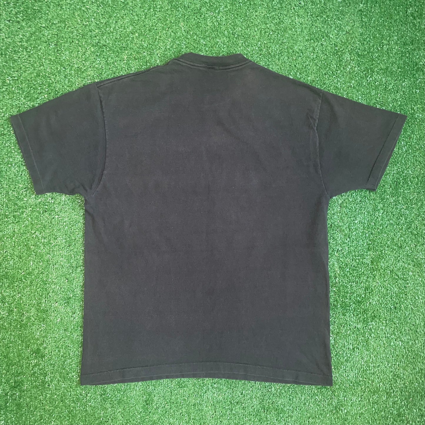 Vintage Adidas 'Soccer feet' t-shirt - L