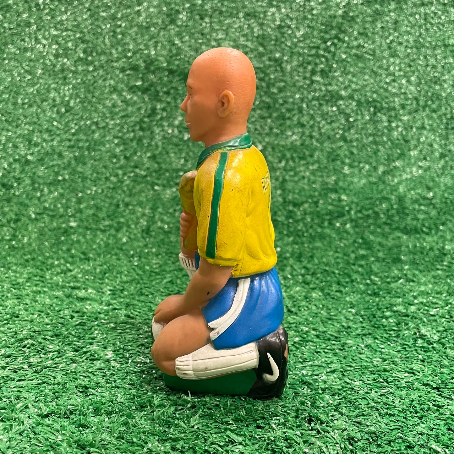 Ronaldo 'R9' Brazil figurine