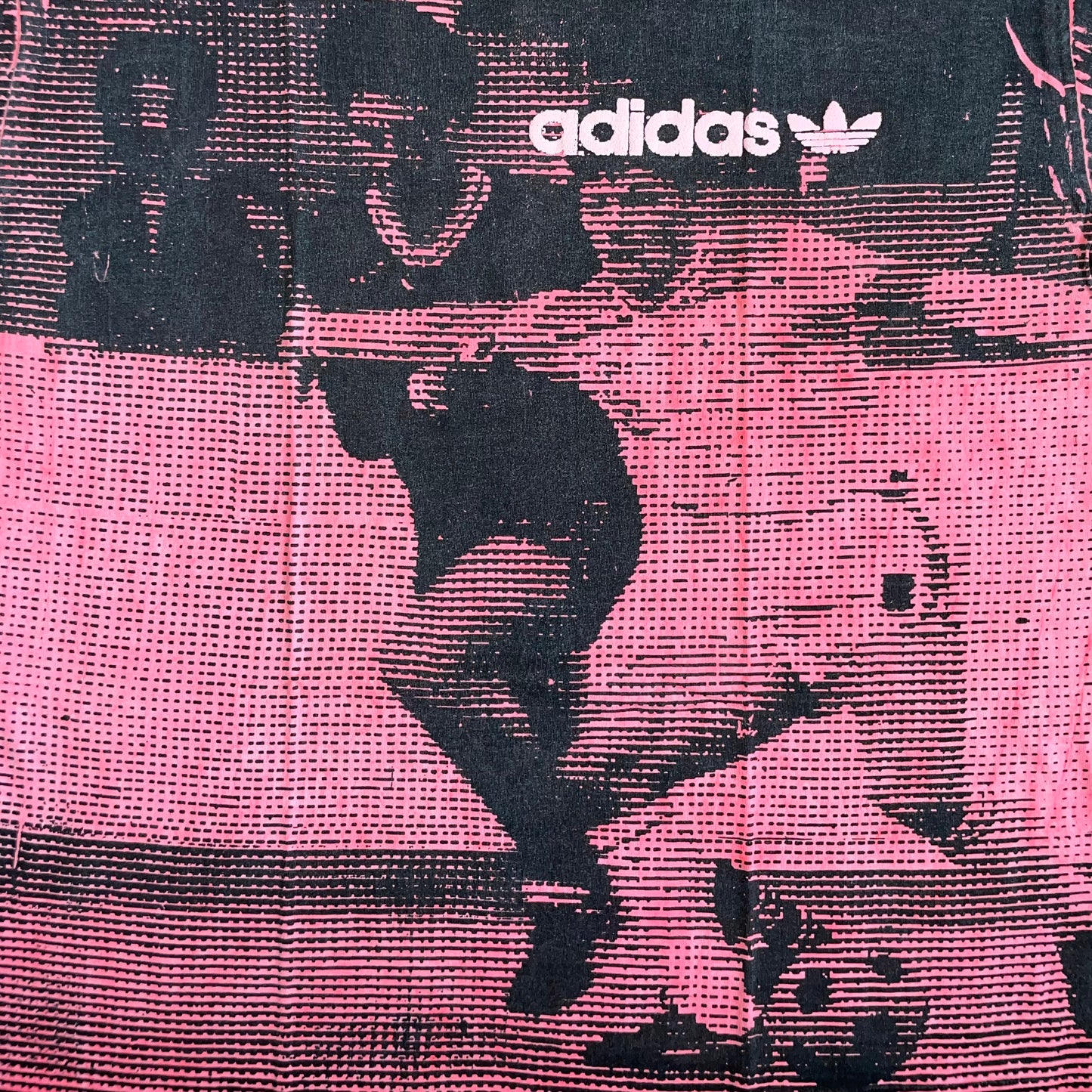 Vintage Adidas all over print t-shirt - L