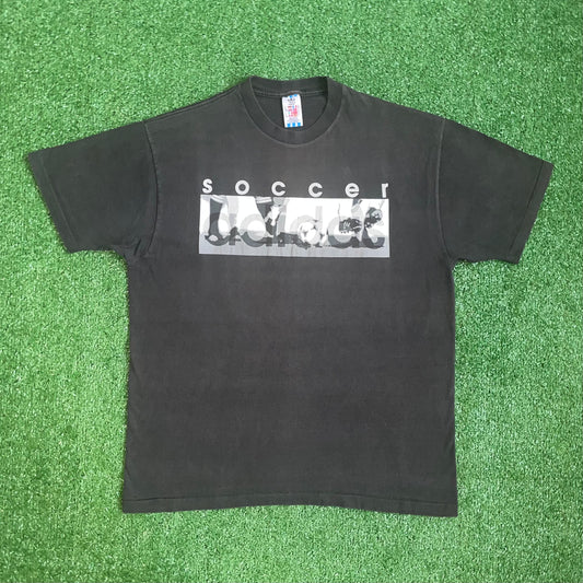 Vintage Adidas 'Soccer feet' t-shirt - L