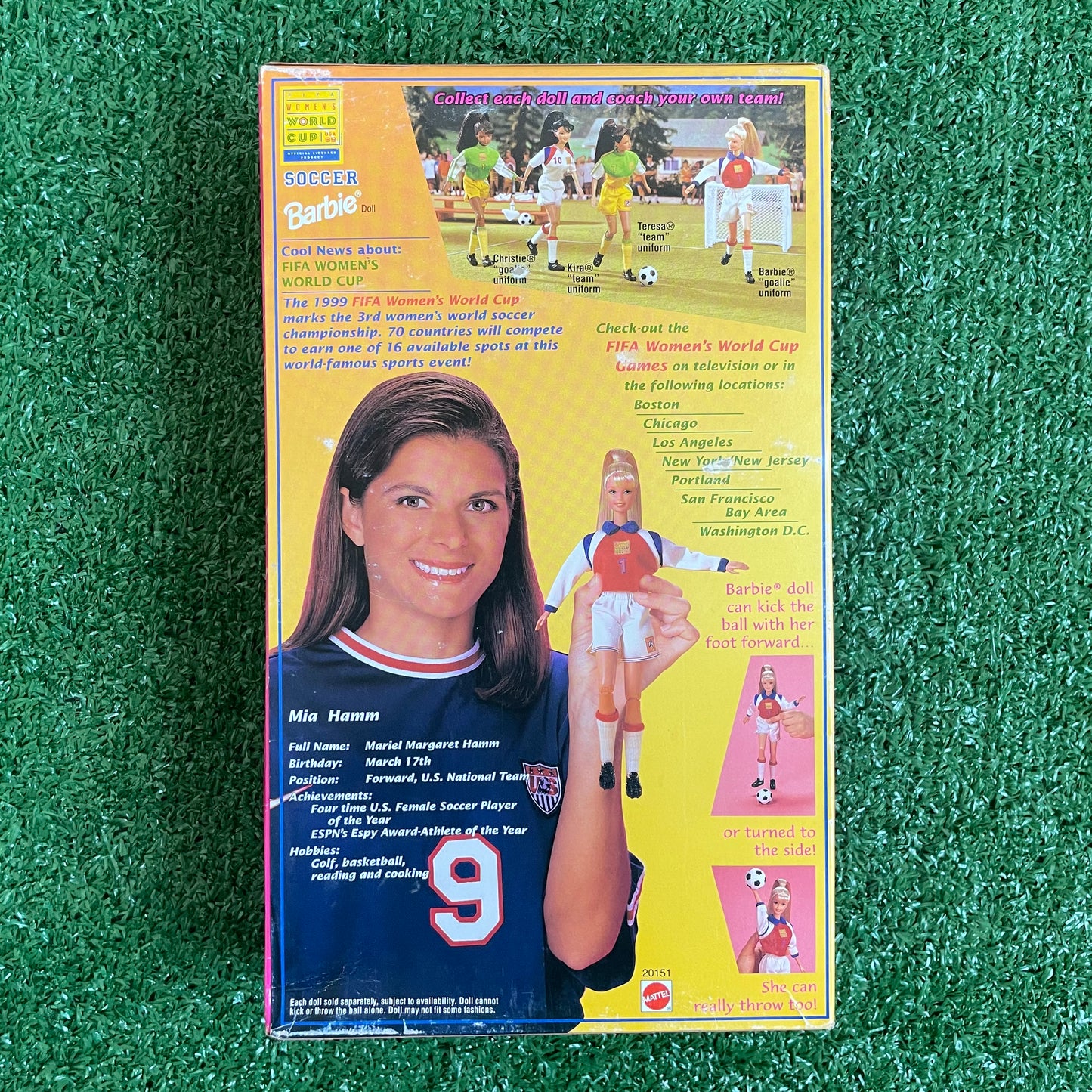 Mattel Mia Hamm Soccer Barbie 1998