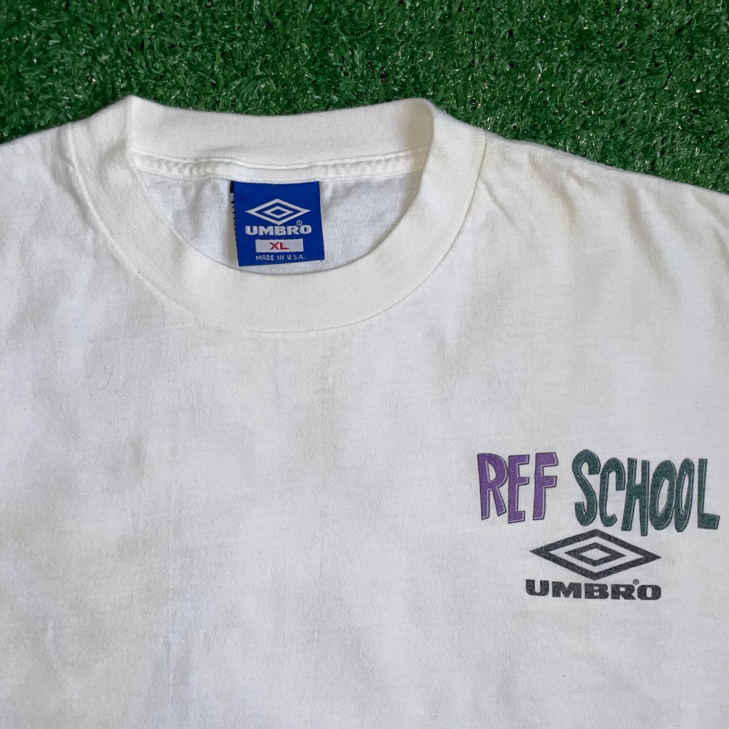 Vintage Umbro 'Ref School' t-shirt - XL